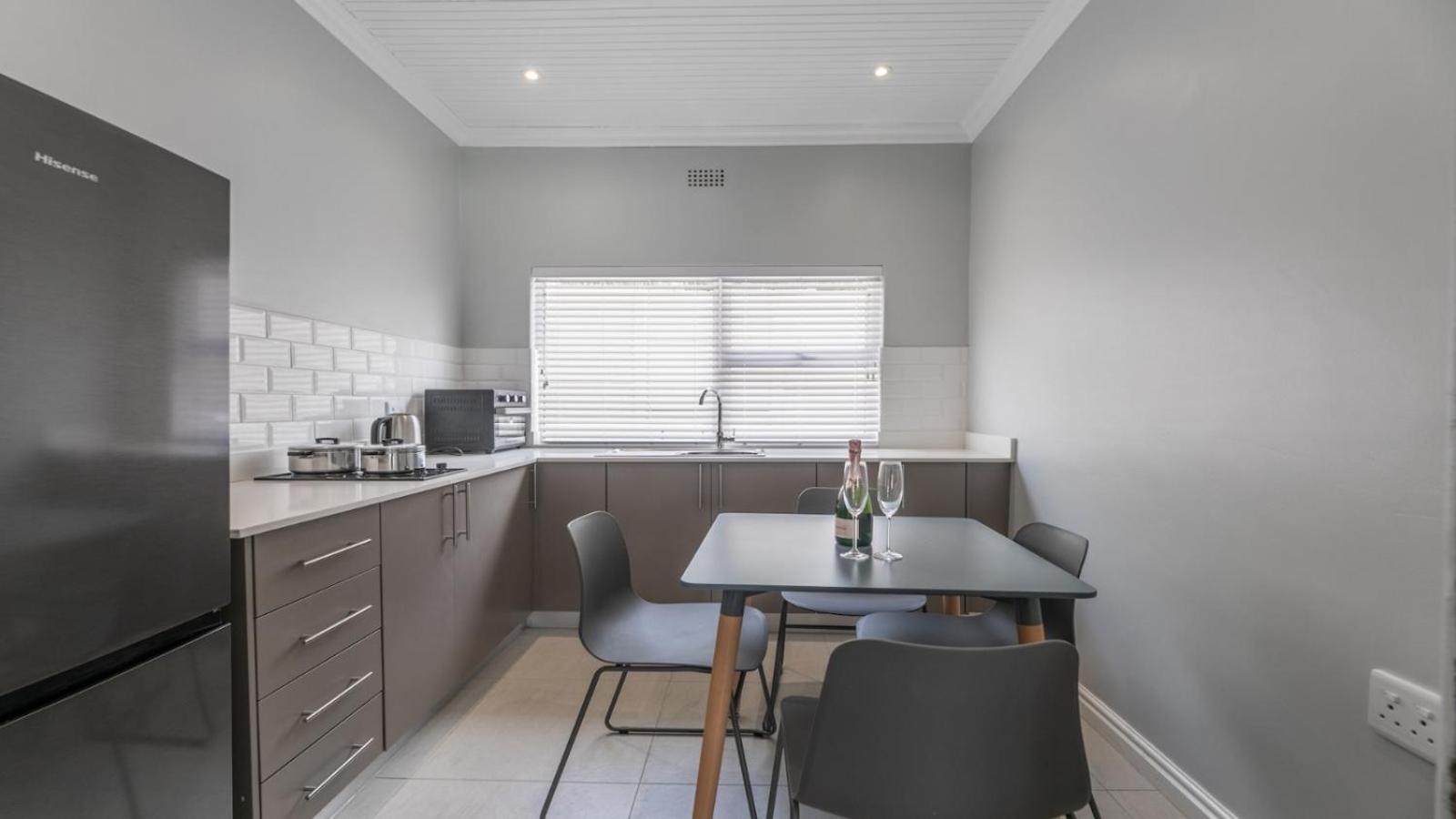 Inkantu Self-Catering Apartments Cape Town Exterior photo